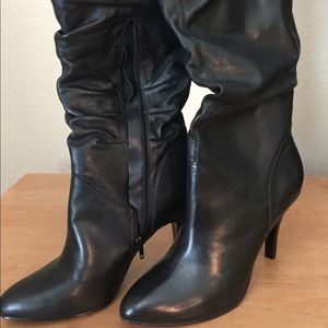 BRAND NEW Steve Madden Heeled Boots - Size 10